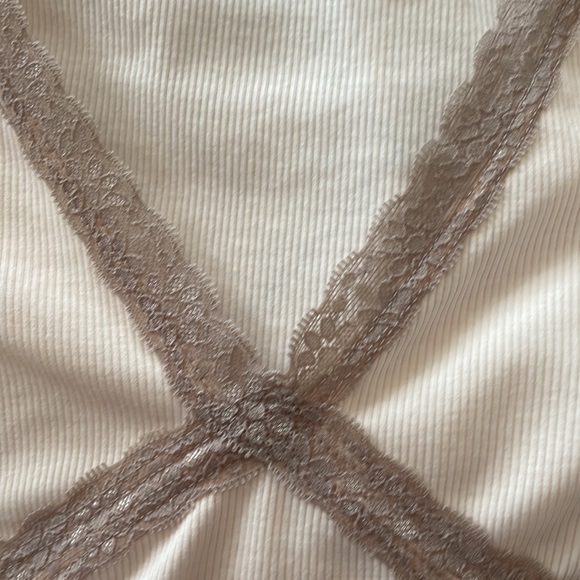 Pink with lace cropped low cut top - Picture 2 of 4